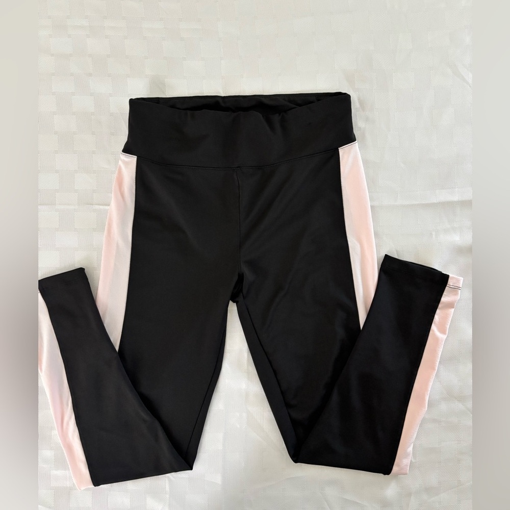 Black and Pink Lines on side Series -8 Ladies Leggings -Size-L Great Pre-Owned.